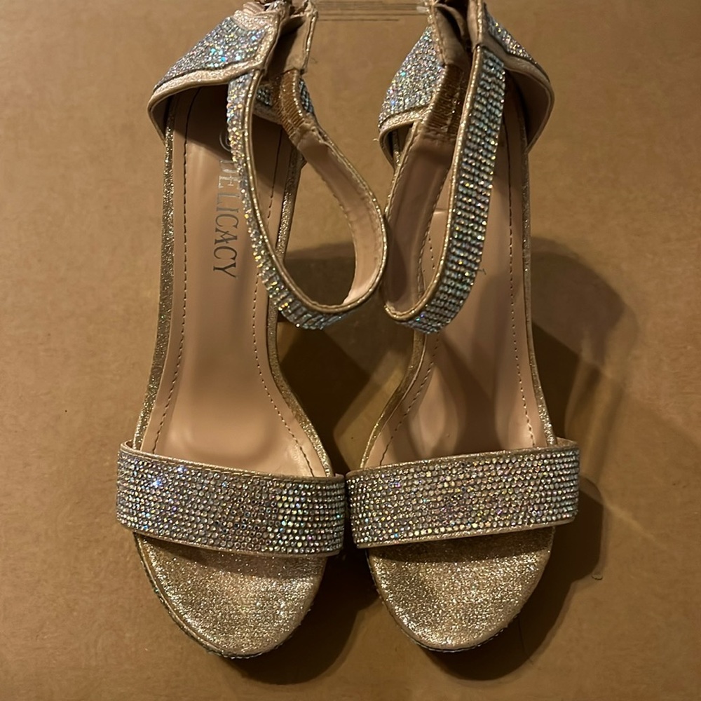 Size 6.5 nude rhinestoned heels